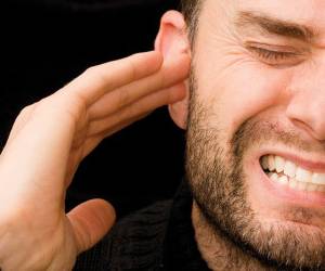 وزوز گوش نشانه چیست؟ 2 وزوز گوش