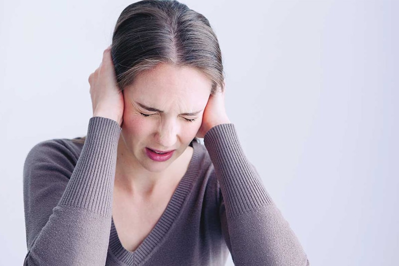 سوت کشیدن گوش را جدی بگیرید؛ چه زمانی خطرناک میشود؟